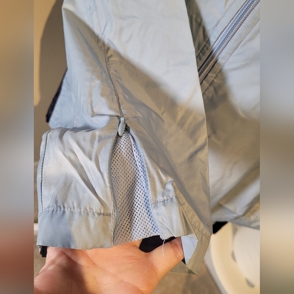 Simply Basic lightweight blue jacket size medium 10-12 - Picture 9 of 12